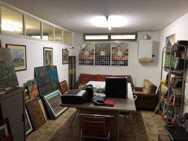 appartamento in vendita a Carrara in zona Centro Città