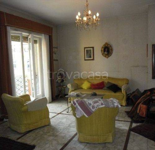 appartamento in vendita a Carrara in zona Centro Città