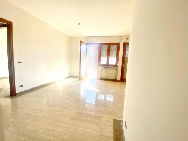 appartamento in vendita a Carrara in zona Marina di Carrara