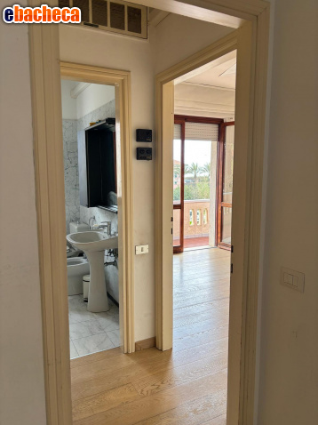 appartamento in vendita a Carrara in zona Marina di Carrara