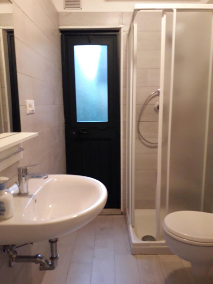 appartamento in vendita a Carrara in zona Centro Città