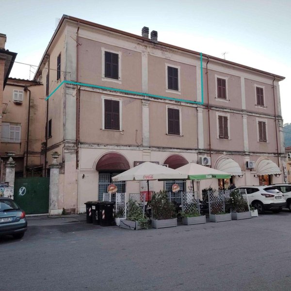 appartamento in vendita a Carrara