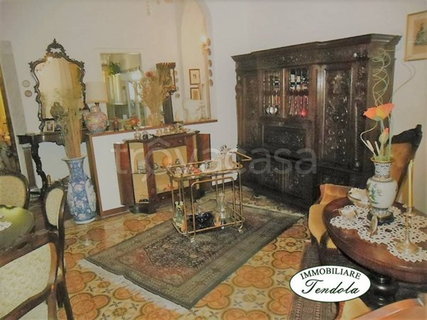 appartamento in vendita a Carrara