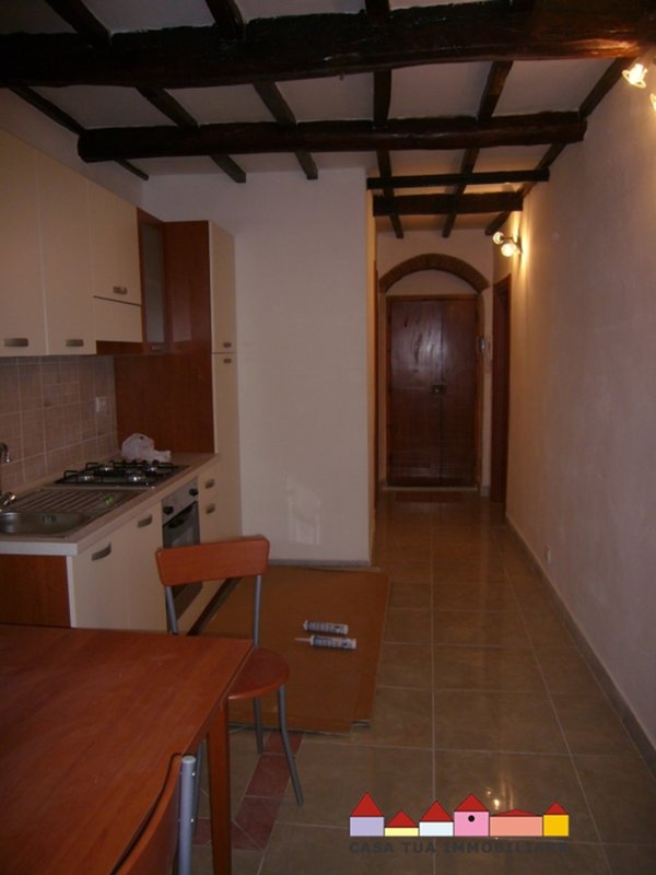 appartamento in vendita a Carrara in zona Torano