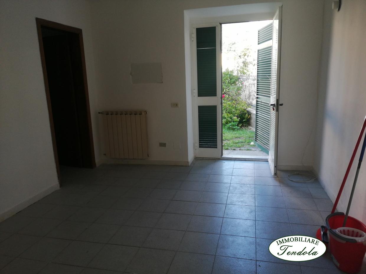 appartamento in vendita a Carrara