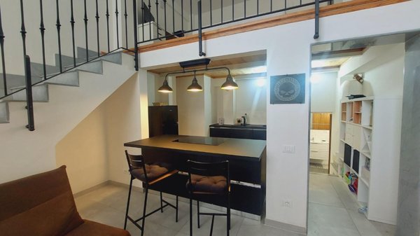 ufficio in vendita a Carrara in zona Marina di Carrara