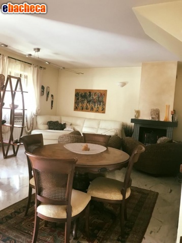 appartamento in vendita a Carrara in zona Avenza