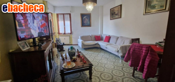 appartamento in vendita a Carrara in zona Centro Città