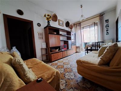 appartamento in vendita a Carrara in zona Marina di Carrara