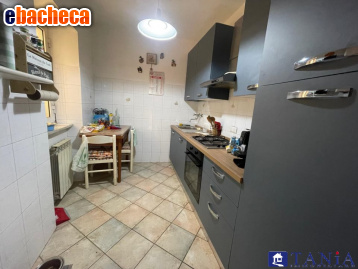 appartamento in vendita a Carrara in zona Avenza