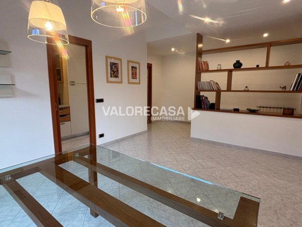 appartamento in vendita a Carrara in zona Battilana