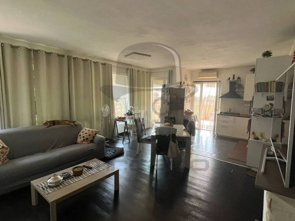 appartamento in vendita a Carrara in zona Marasio