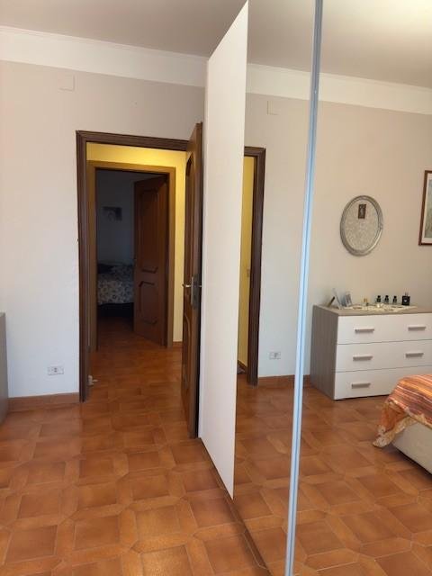 appartamento in vendita a Carrara in zona Avenza
