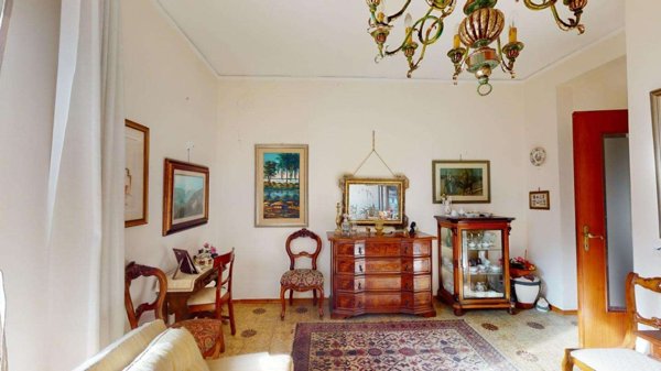 appartamento in vendita a Carrara in zona Centro Città