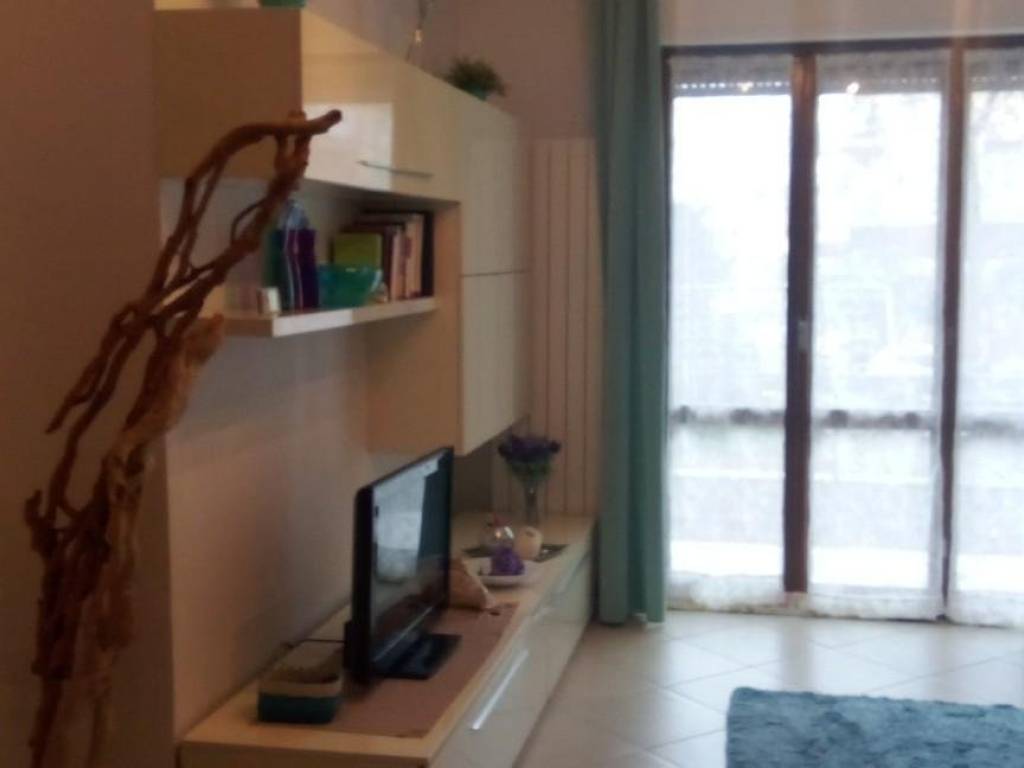 appartamento in vendita a Carrara in zona Marina di Carrara