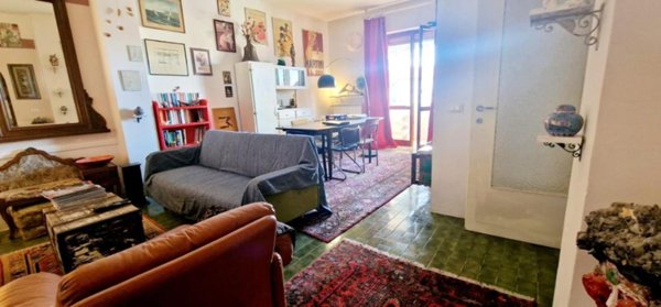 appartamento in vendita a Carrara in zona Marina di Carrara