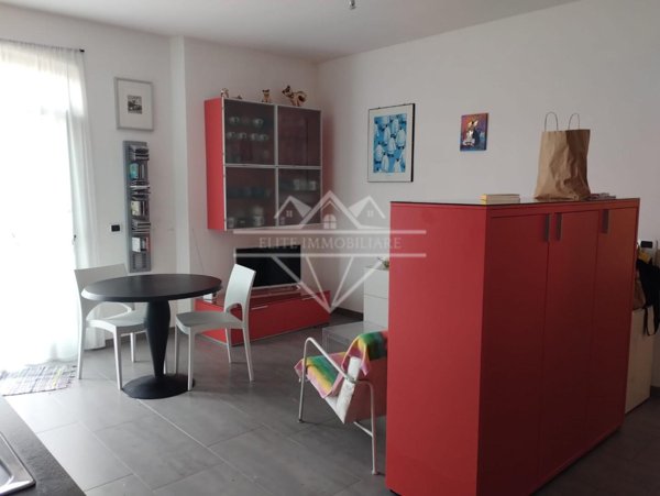 appartamento in vendita a Carrara in zona Avenza