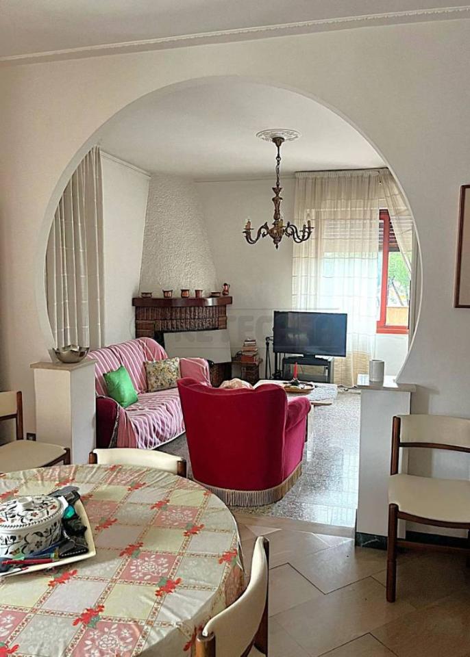 appartamento in vendita a Carrara in zona Sant'Antonio