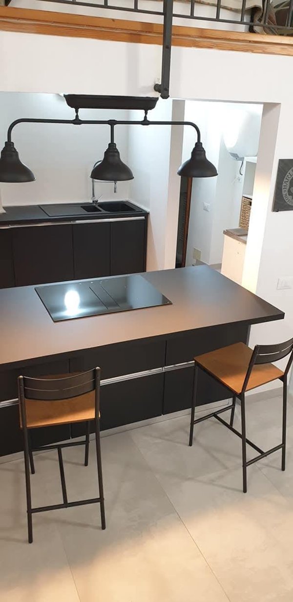 appartamento in vendita a Carrara in zona Marina di Carrara