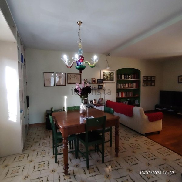 appartamento in vendita a Carrara in zona Centro Città