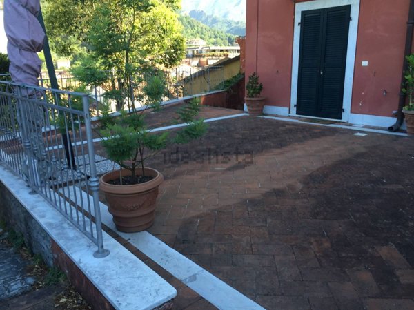 appartamento in vendita a Carrara