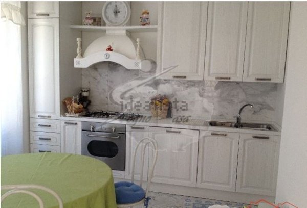 appartamento in vendita a Carrara in zona Centro Città
