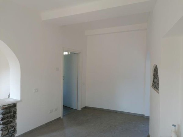 appartamento in vendita a Carrara in zona Centro Città