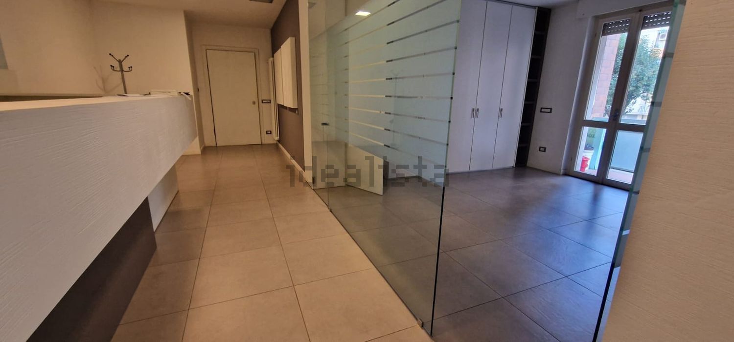 appartamento in vendita a Carrara in zona Marina di Carrara