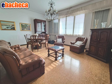 appartamento in vendita a Carrara in zona Avenza