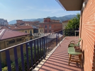 appartamento in vendita a Carrara in zona Centro Città