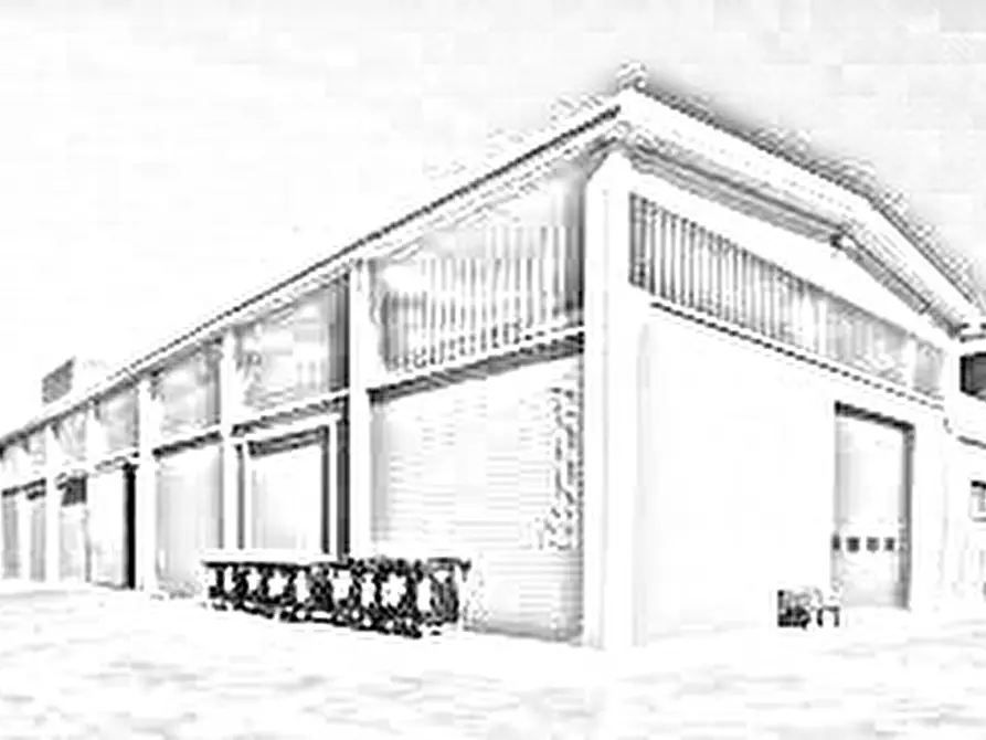 locale di sgombero in vendita a Carrara