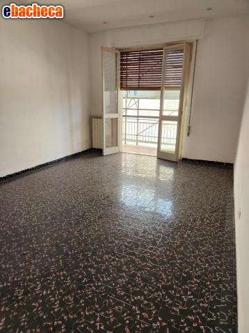 appartamento in vendita a Carrara in zona Marina di Carrara