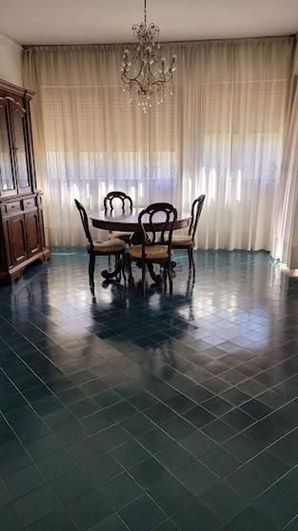 appartamento in vendita a Carrara