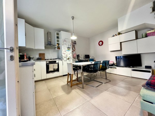 casa indipendente in vendita a Carrara in zona Nazzano
