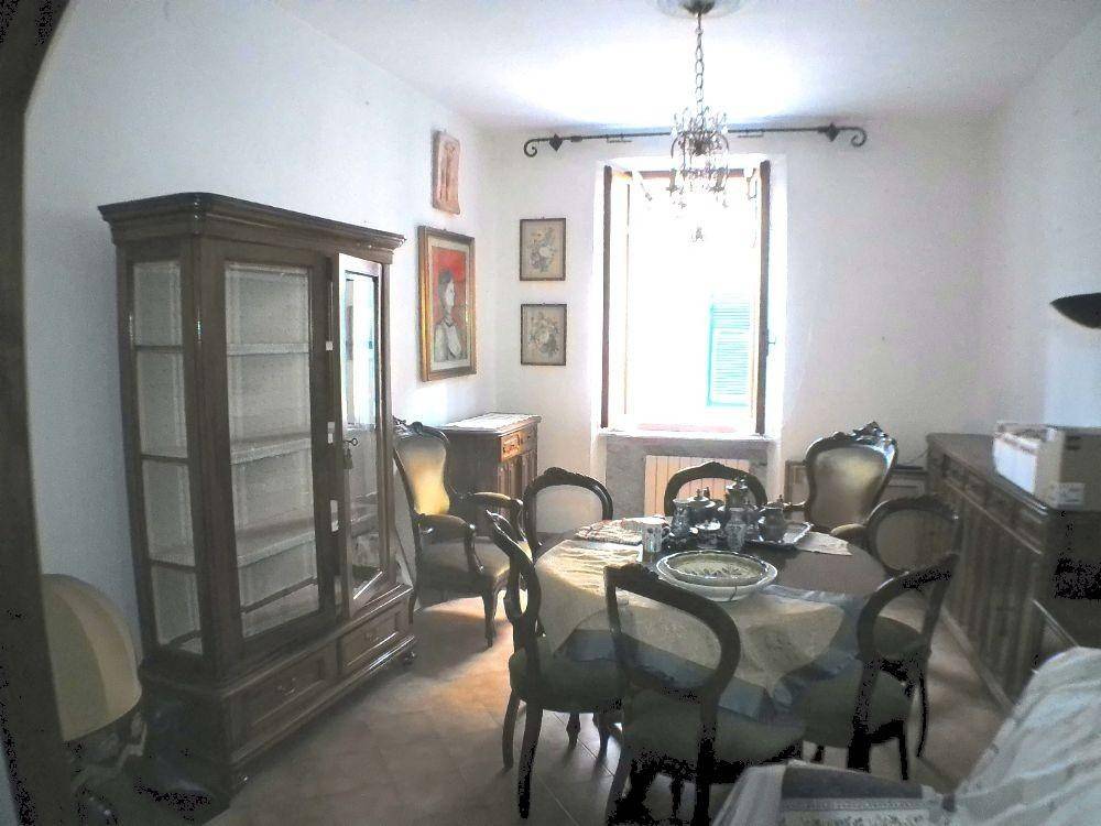 appartamento in vendita a Carrara in zona Centro Città