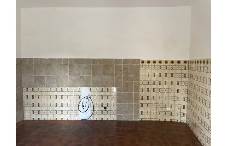 casa indipendente in vendita a Carrara in zona Bergiola