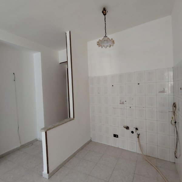 appartamento in vendita a Carrara in zona Centro Città