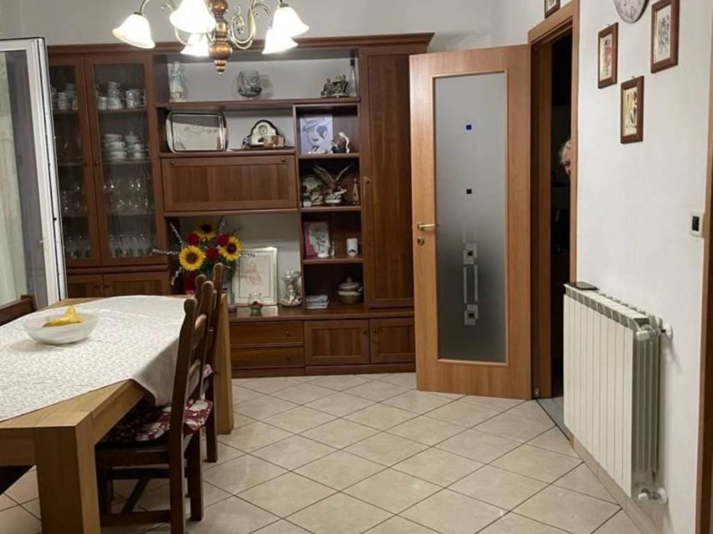 appartamento in vendita a Carrara