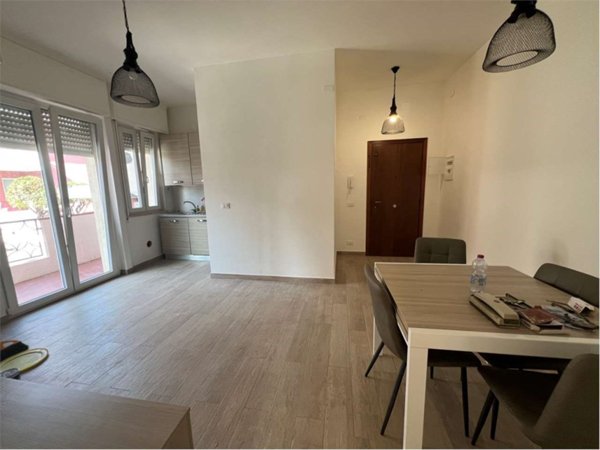 appartamento in vendita a Carrara in zona Marina di Carrara