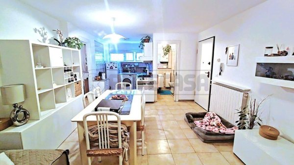 appartamento in vendita a Carrara in zona Marina di Carrara