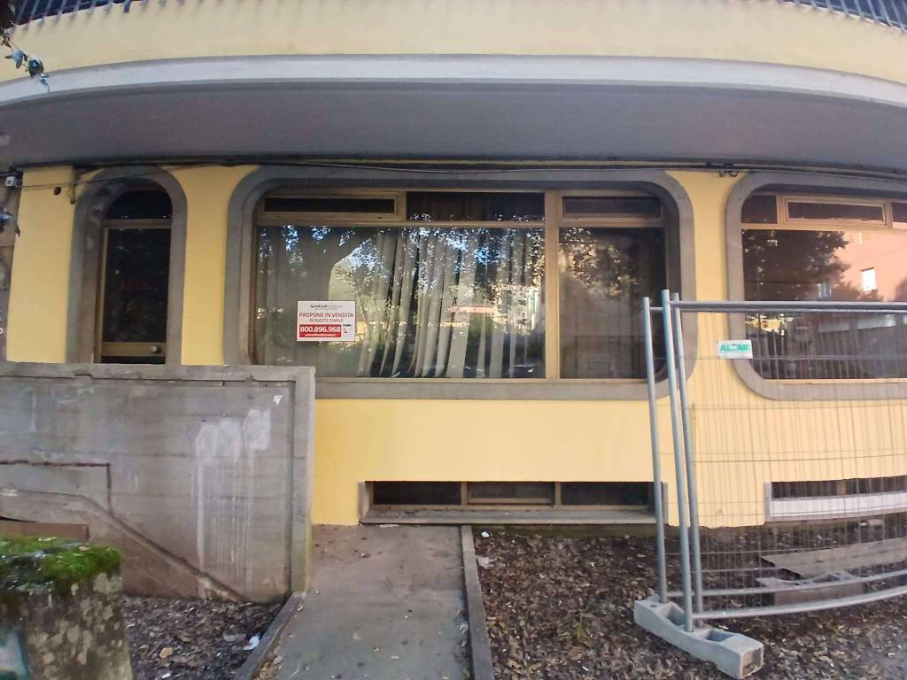 ufficio in vendita a Carrara in zona Centro Città
