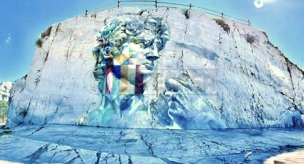 appartamento in vendita a Carrara in zona Marasio