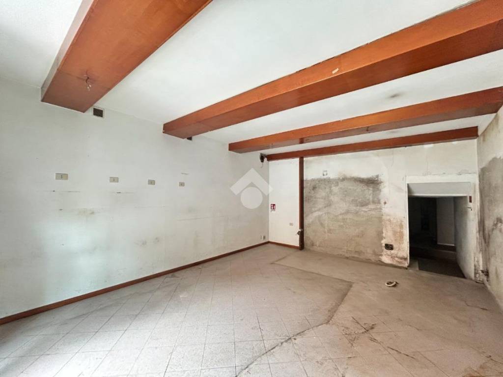 appartamento in vendita a Carrara