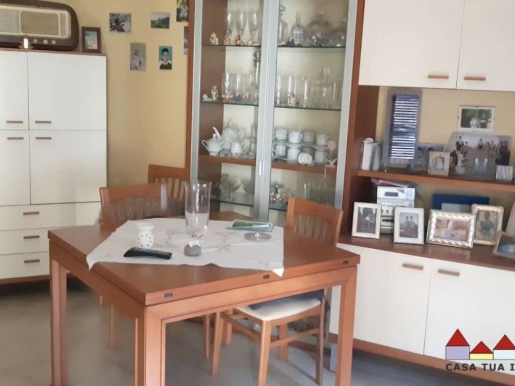 casa semindipendente in vendita a Carrara