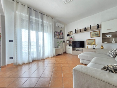 appartamento in vendita a Carrara