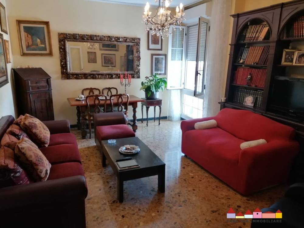appartamento in vendita a Carrara