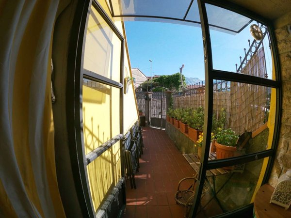 casa indipendente in vendita a Carrara in zona Centro Città