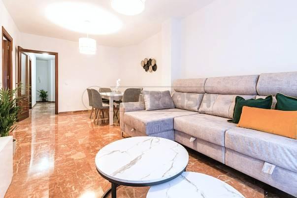 appartamento in vendita a Carrara in zona Stadio