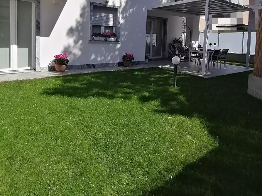 appartamento in vendita a Carrara in zona Marina di Carrara