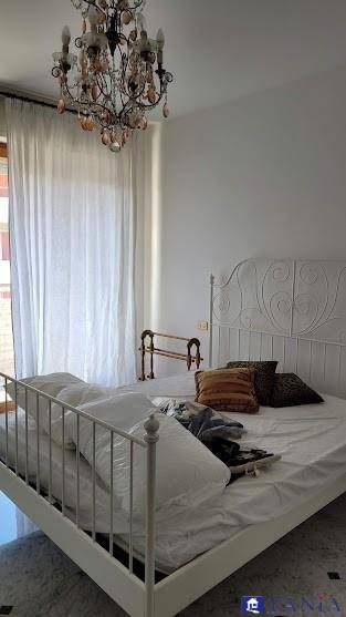 appartamento in vendita a Carrara in zona Marina di Carrara